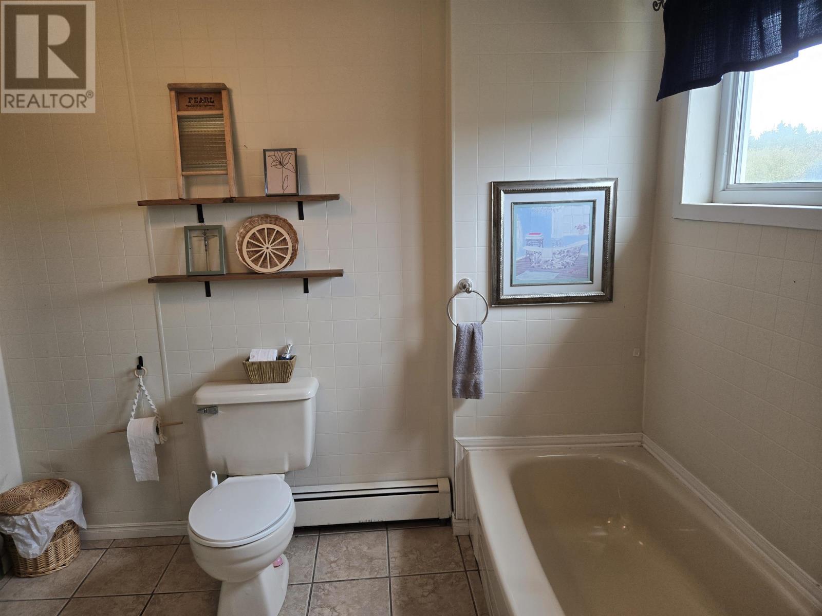 31 Harbour Road, Miminegash, Prince Edward Island  C0B 1S0 - Photo 12 - 202526333