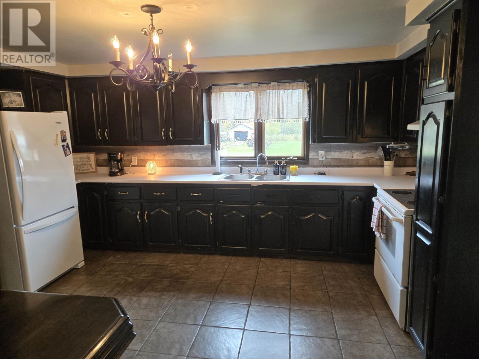 31 Harbour Road, Miminegash, Prince Edward Island  C0B 1S0 - Photo 3 - 202526333