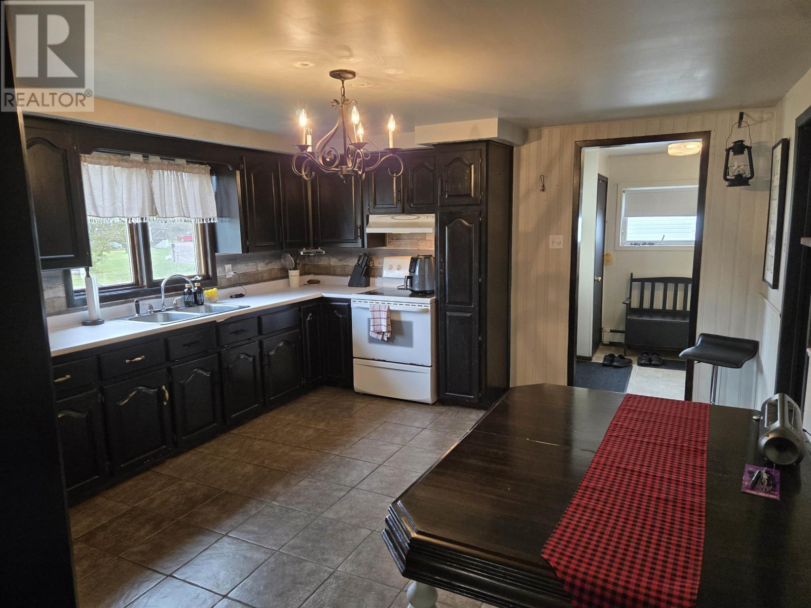 31 Harbour Road, Miminegash, Prince Edward Island  C0B 1S0 - Photo 5 - 202526333