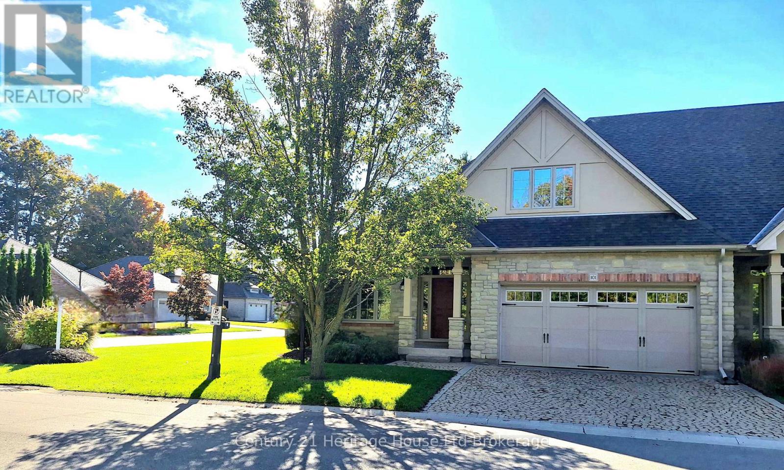 101 - 5 Woodhaven Drive, Tillsonburg, Ontario  N4G 0A8 - Photo 1 - X12413315