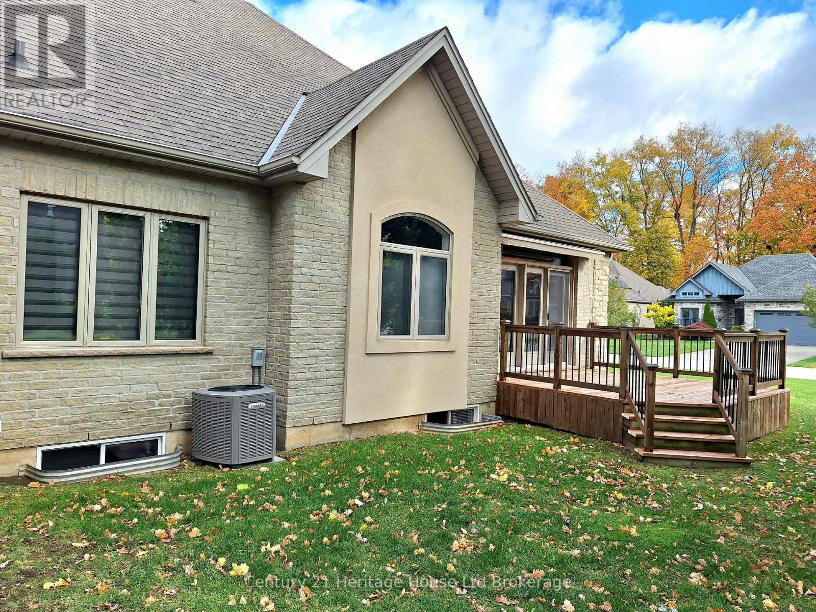 101 - 5 Woodhaven Drive, Tillsonburg, Ontario  N4G 0A8 - Photo 26 - X12413315