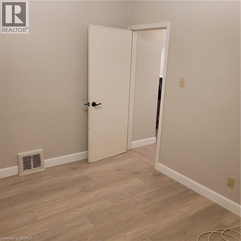 686 Britannia Avenue, Hamilton, Ontario  L8H 2A7 - Photo 10 - 40781084