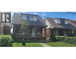 1035 ELM AVENUE, Windsor, Ontario