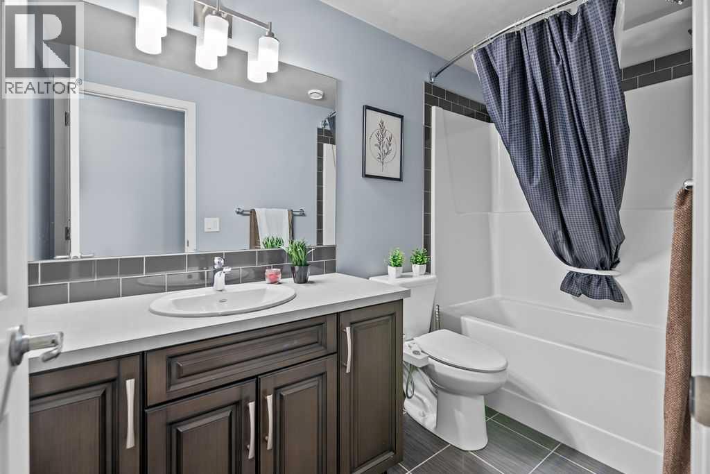 103 Masters Heights Se, Calgary, Alberta  T3M 2M8 - Photo 23 - A2262668
