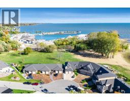 7 Mettawas LANE, Kingsville, Ontario