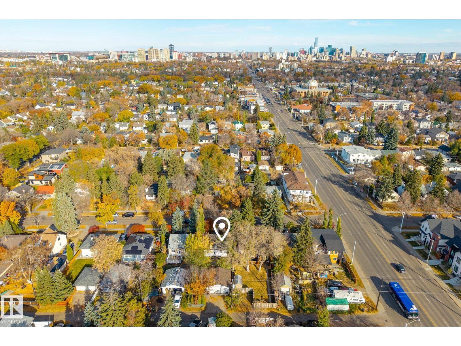 10915 67 Av Nw, Edmonton, Alberta  T6H 2A5 - Photo 10 - E4463030