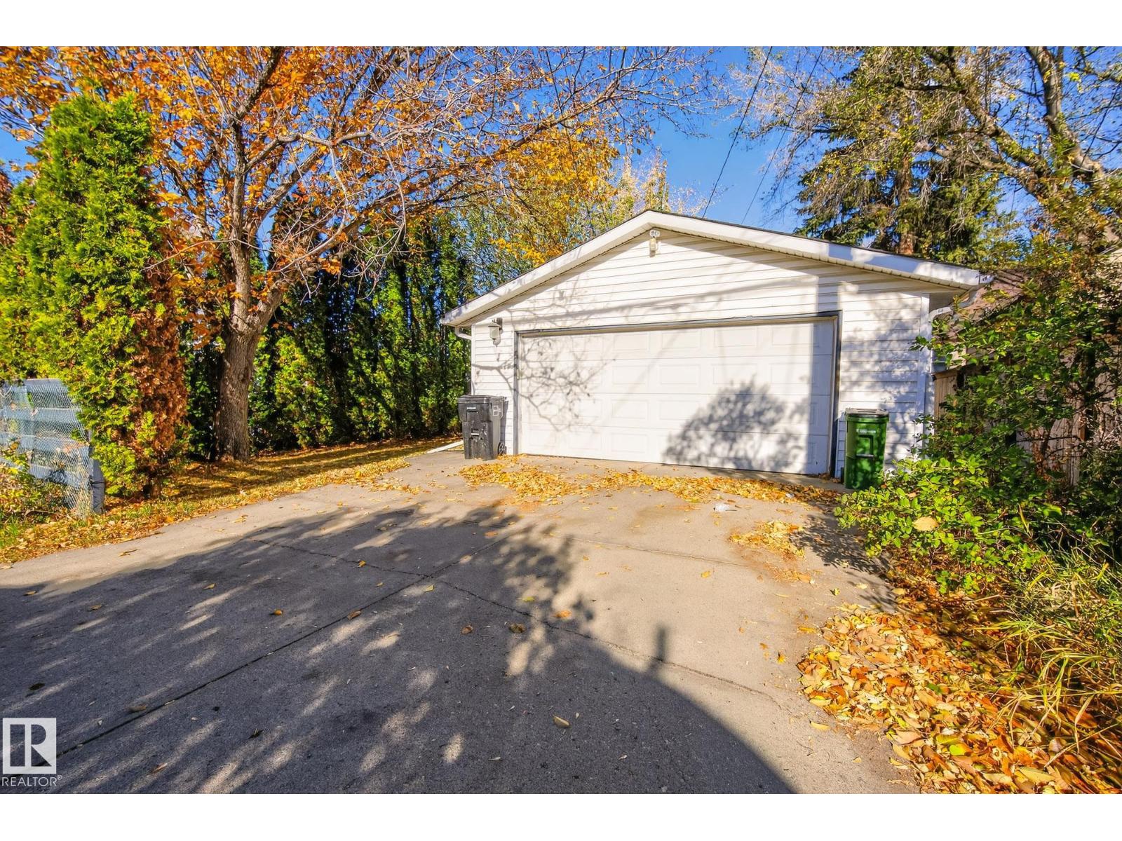 10915 67 Av Nw, Edmonton, Alberta  T6H 2A5 - Photo 9 - E4463030