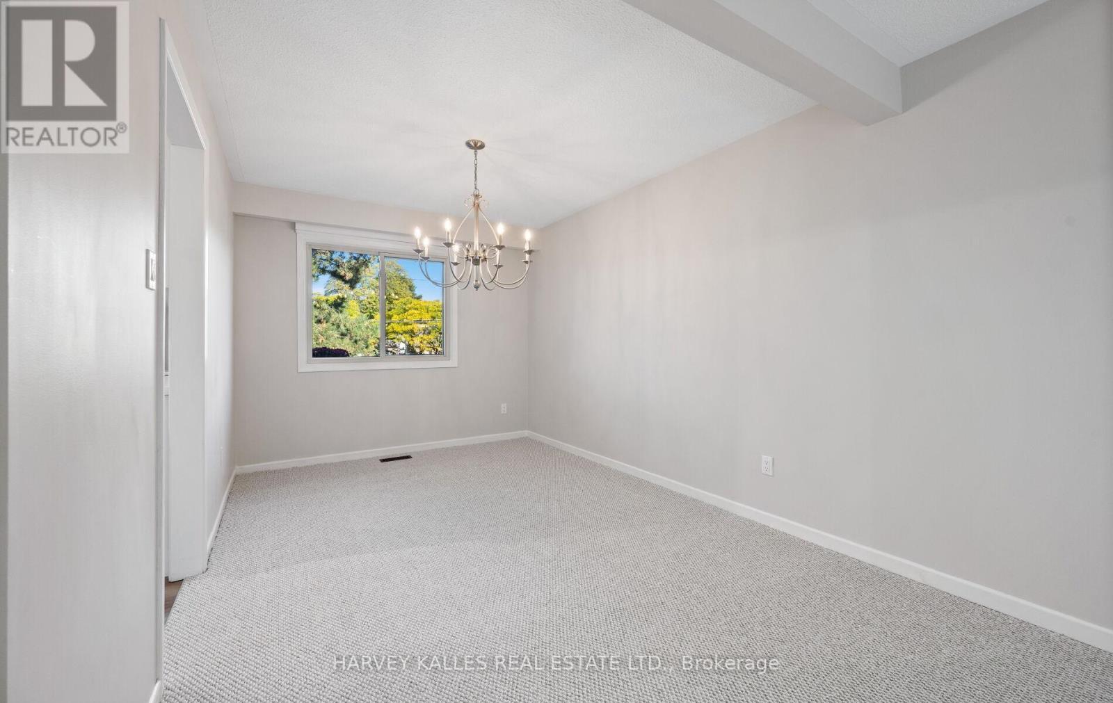 18 Silver Shadow Path, Toronto, Ontario  M9C 4Y2 - Photo 10 - W12474879