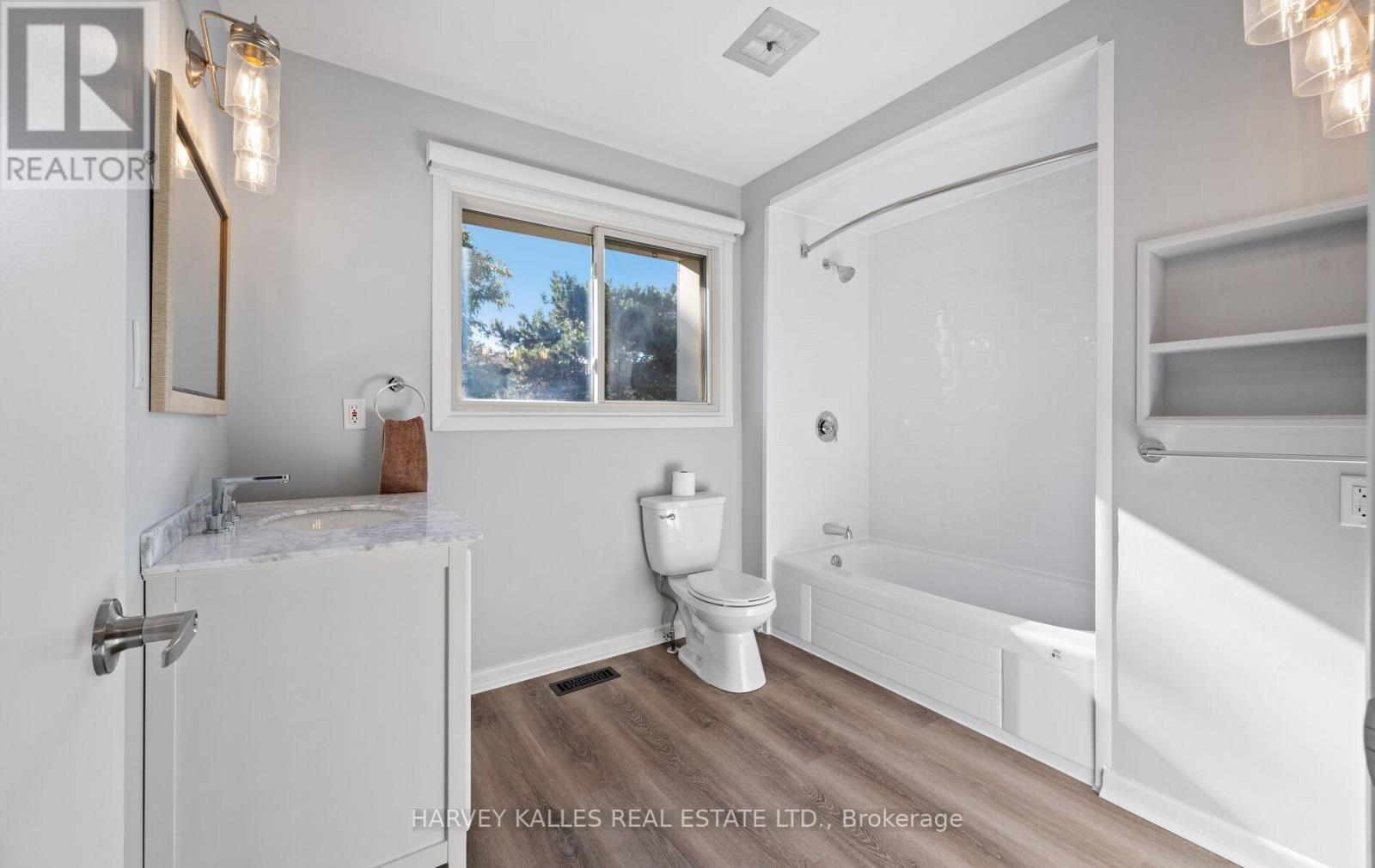 18 Silver Shadow Path, Toronto, Ontario  M9C 4Y2 - Photo 28 - W12474879