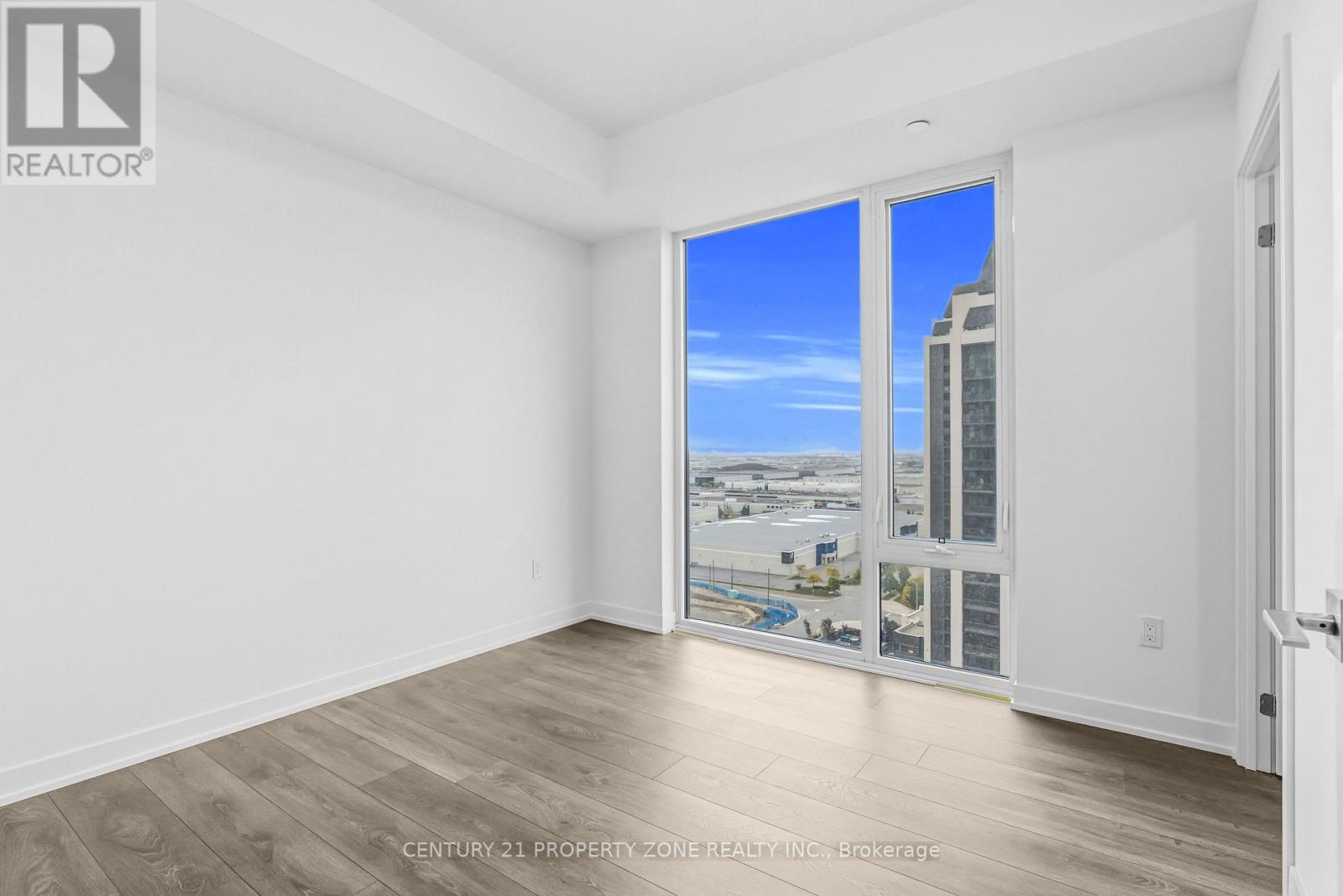 1619 - 10 Abeja Street, Vaughan (Concord), Ontario  L4K 0R4 - Photo 10 - N12457846