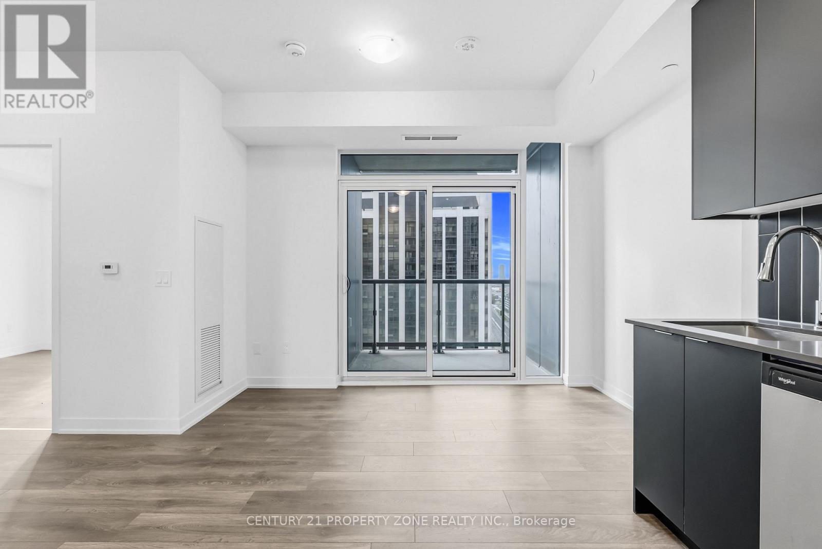 1619 - 10 Abeja Street, Vaughan (Concord), Ontario  L4K 0R4 - Photo 7 - N12457846