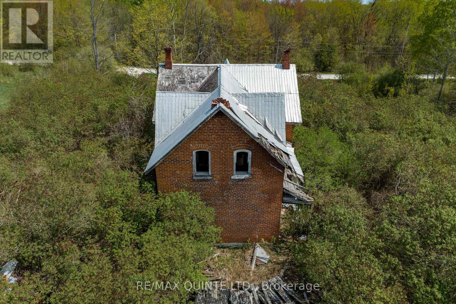 289 Woods Road, Madoc, Ontario  K0K 2K0 - Photo 4 - X12365864