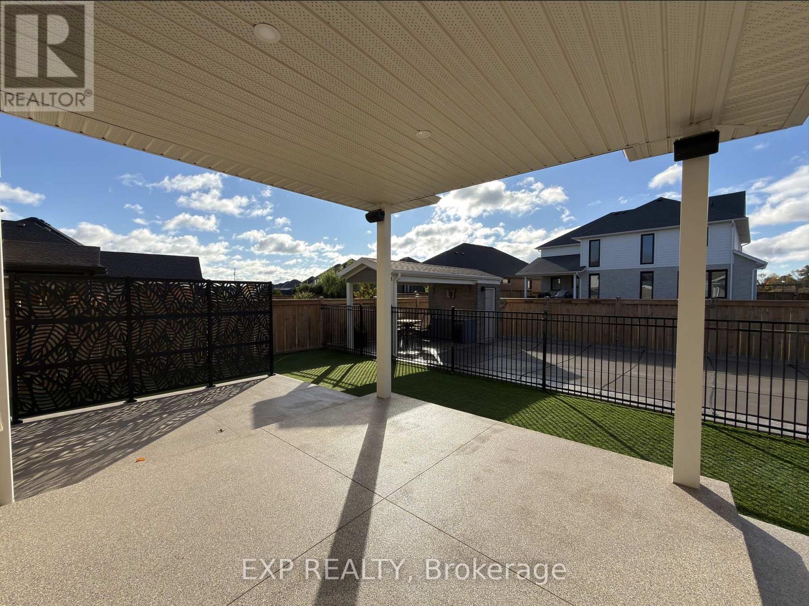 Photo 15 of 42 for 175 Boardwalk Way