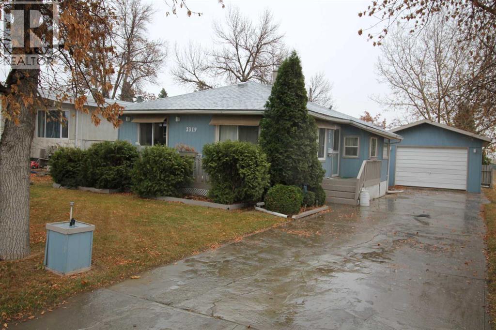 2319 17 Street, Coaldale, Alberta