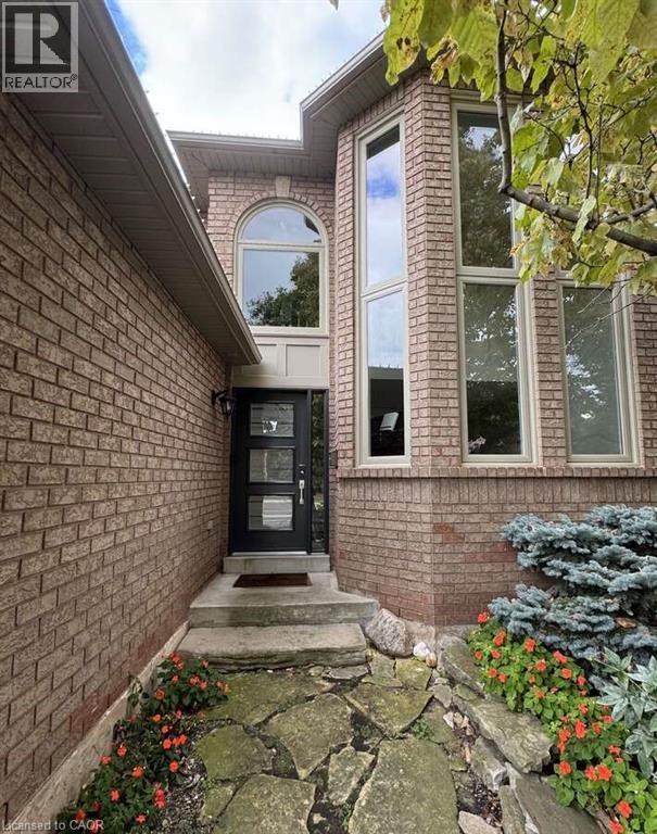 1257 Mccraney Street E, Oakville, Ontario  L6H 3A3 - Photo 5 - 40780578