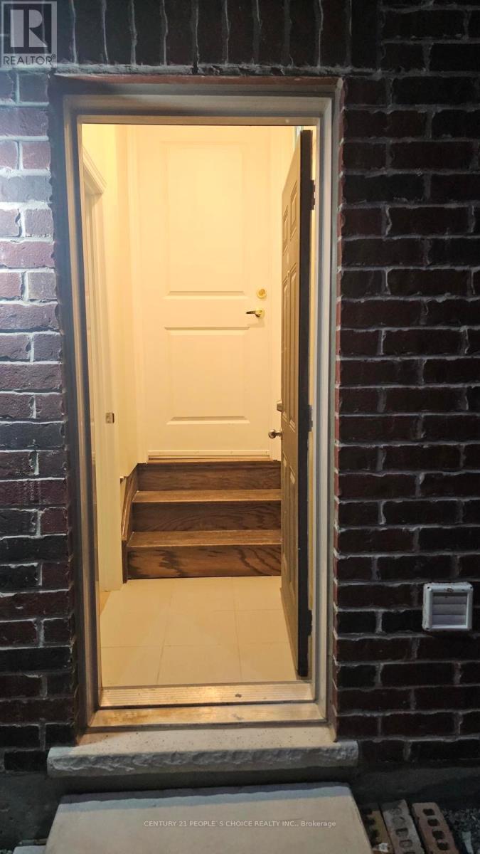 Basement - 9 Vickery Street E, Whitby, Ontario L1P 0L1 - Photo 4 - E12470952