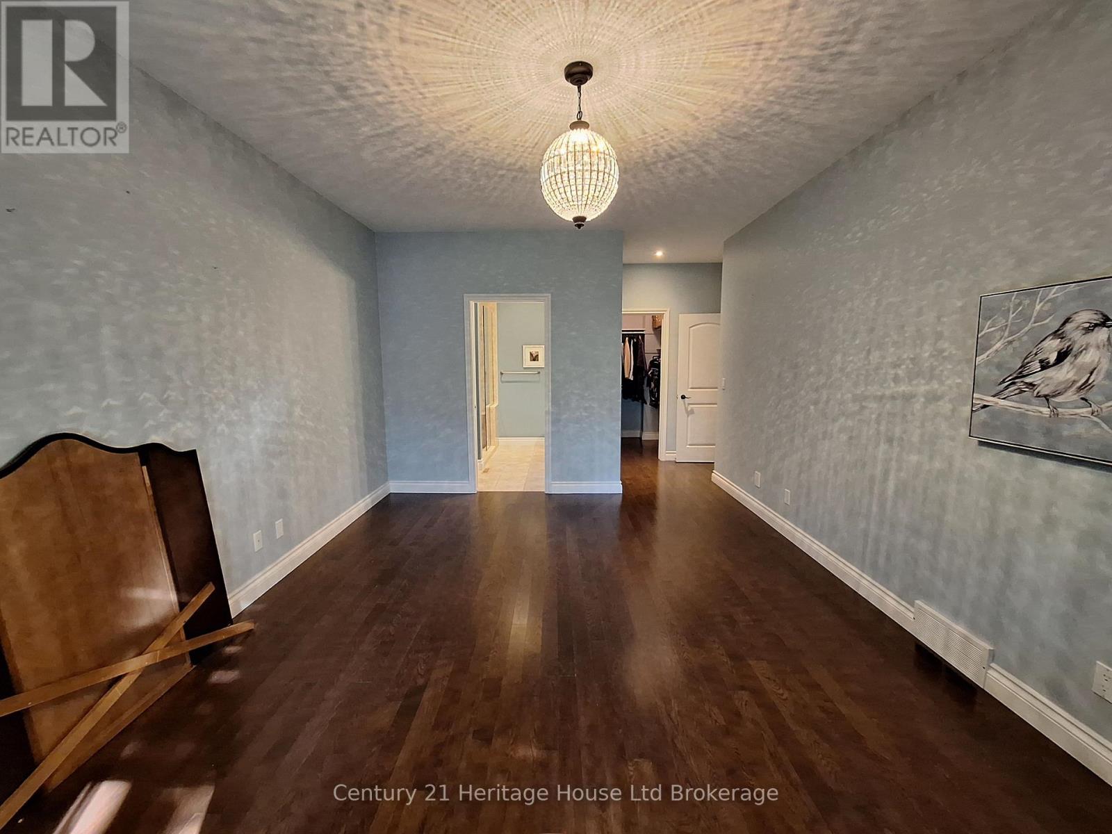 101 - 5 Woodhaven Drive, Tillsonburg, Ontario  N4G 0A8 - Photo 10 - X12413315