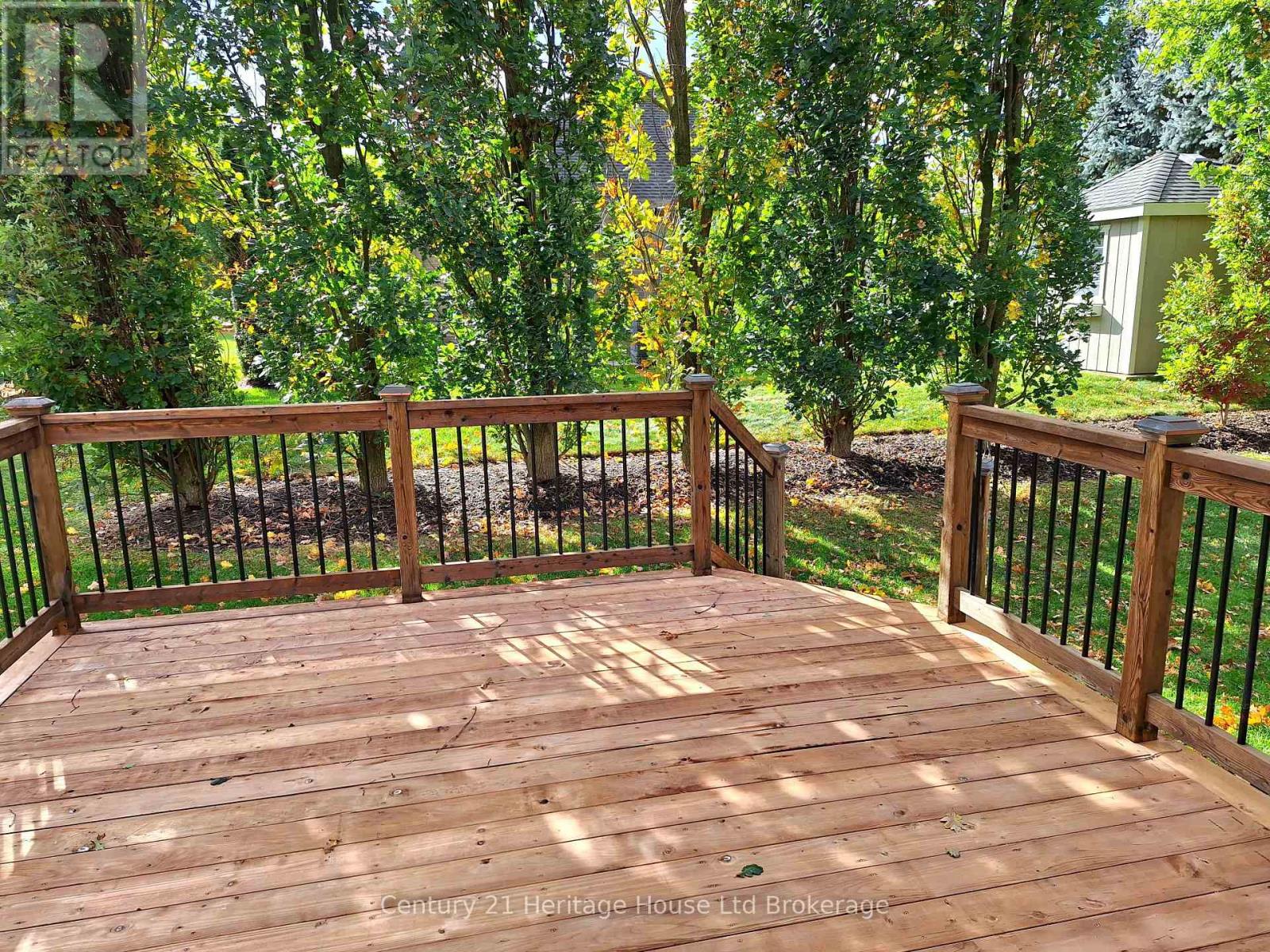 101 - 5 Woodhaven Drive, Tillsonburg, Ontario  N4G 0A8 - Photo 24 - X12413315