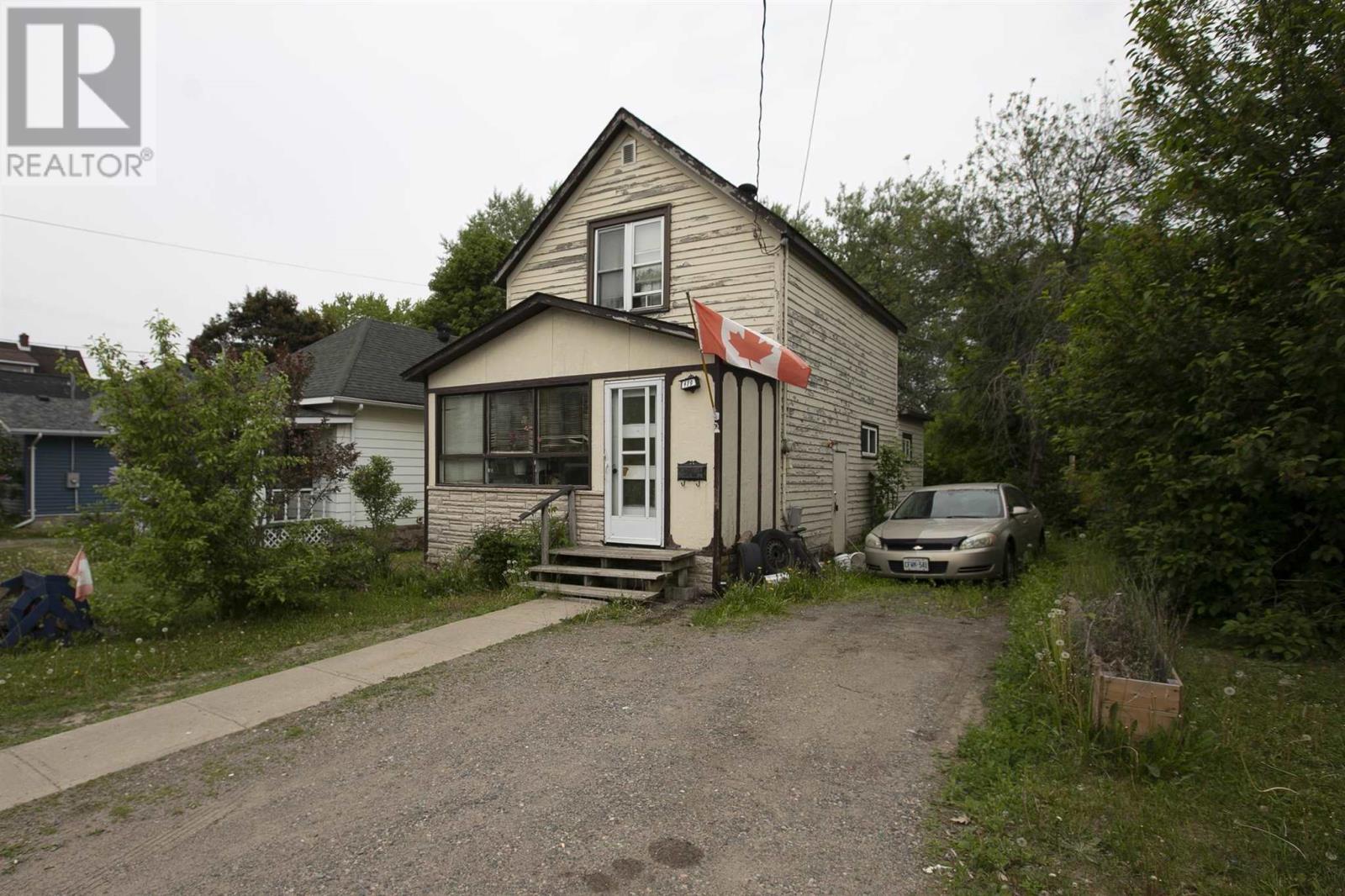 419 John St, Sault Ste. Marie, Ontario  P6C 3J8 - Photo 2 - SM253049