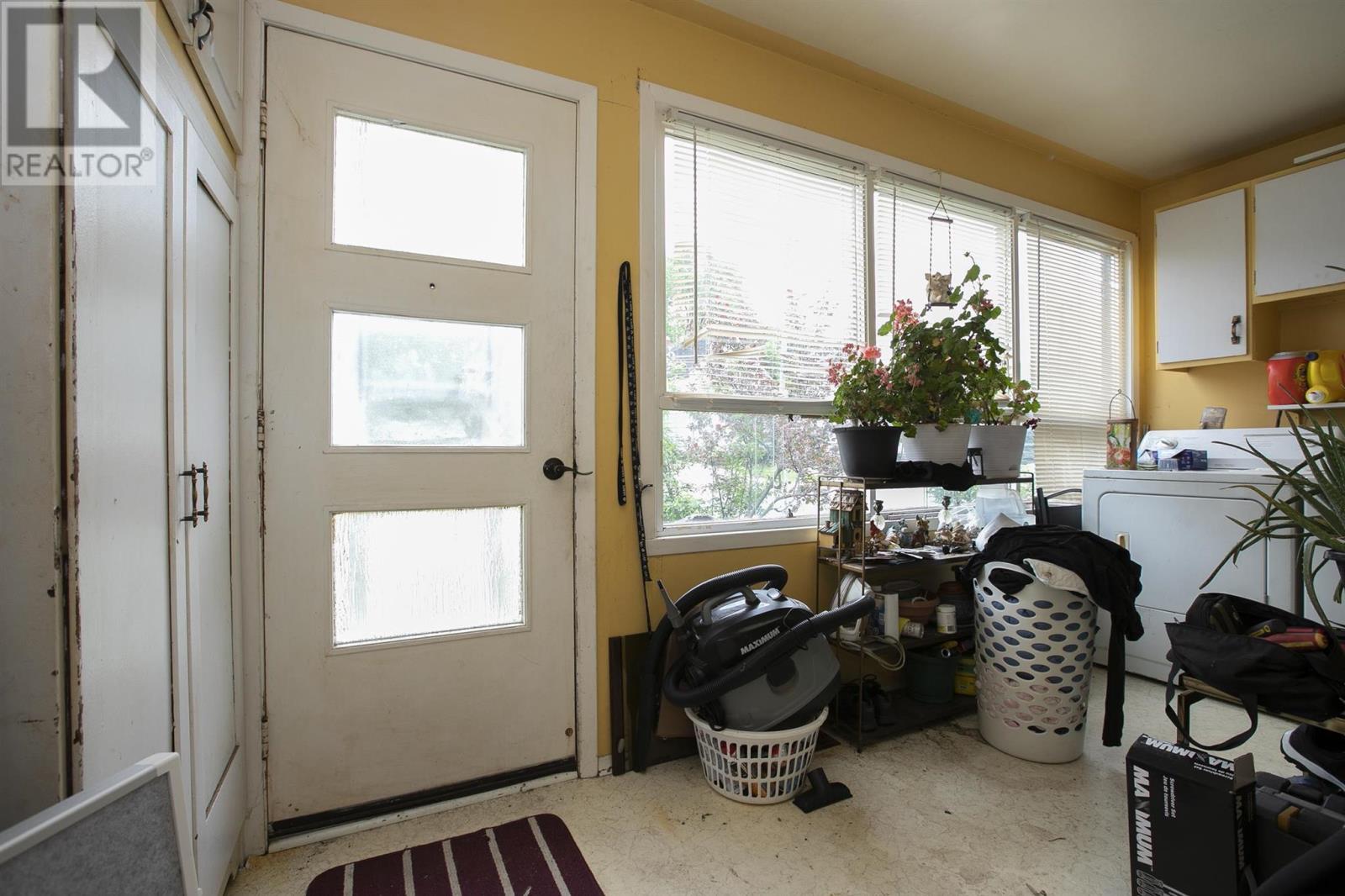 419 John St, Sault Ste. Marie, Ontario  P6C 3J8 - Photo 7 - SM253049