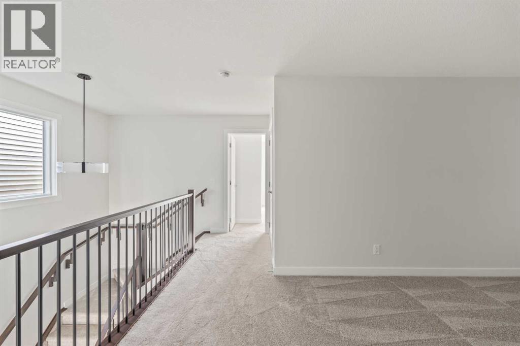 67 Silver Spruce Bay Sw, Calgary, Alberta  T2X 5L9 - Photo 19 - A2248044