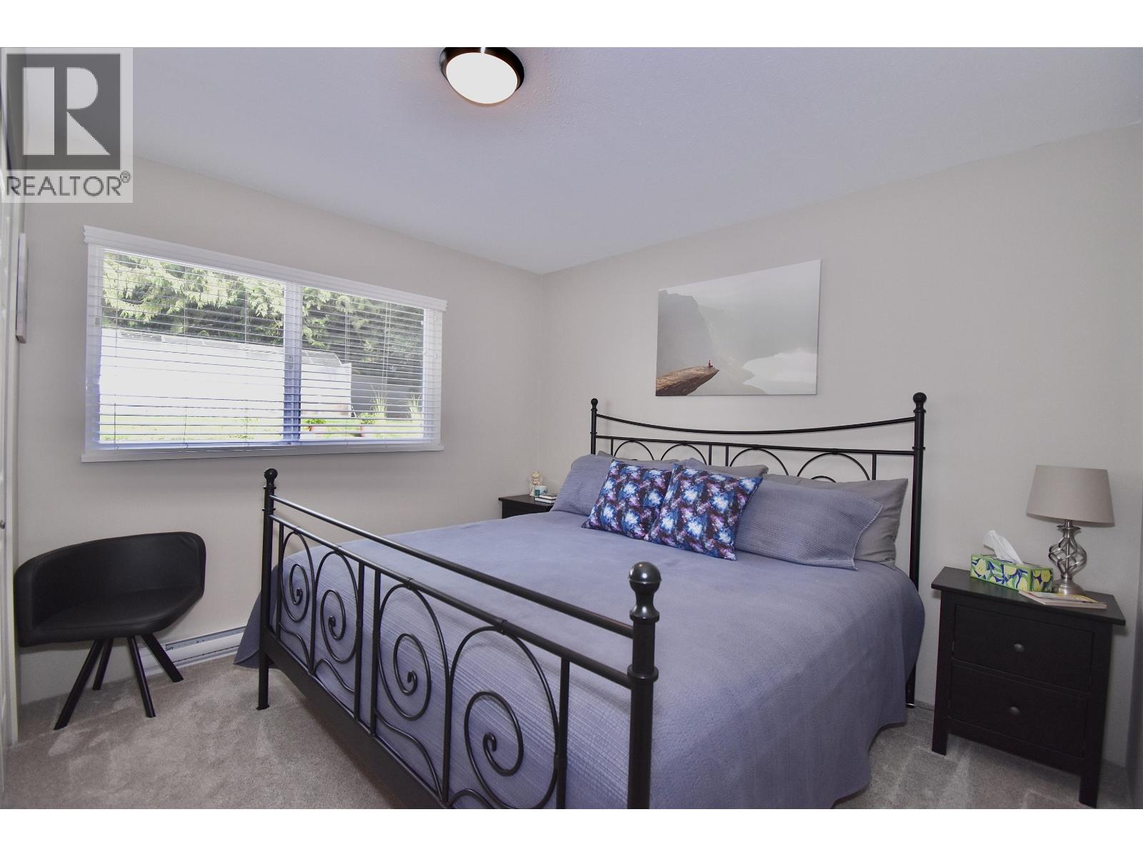 8086 Dogwood Drive, Halfmoon Bay, British Columbia  V7Z 1A8 - Photo 12 - R3057344