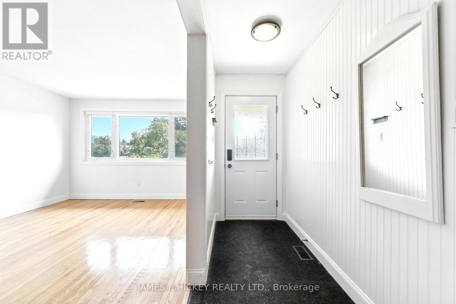 20 Claremount Road, Deep River, Ontario  K0J 1P0 - Photo 3 - X12472811