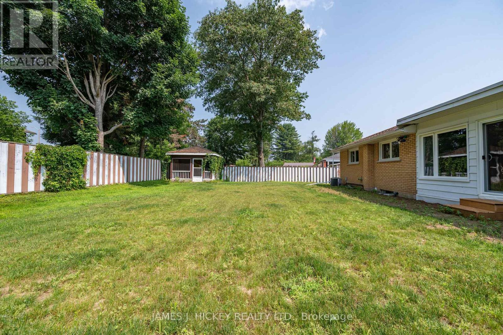 20 Claremount Road, Deep River, Ontario  K0J 1P0 - Photo 41 - X12472811