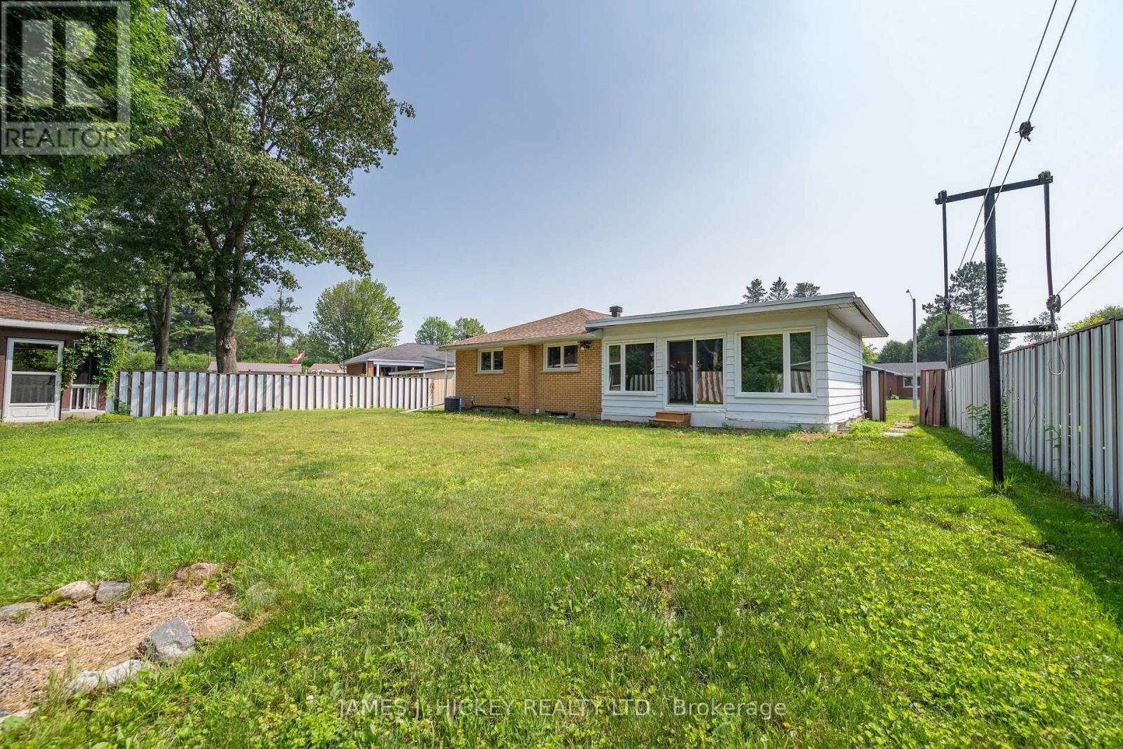 20 Claremount Road, Deep River, Ontario  K0J 1P0 - Photo 43 - X12472811
