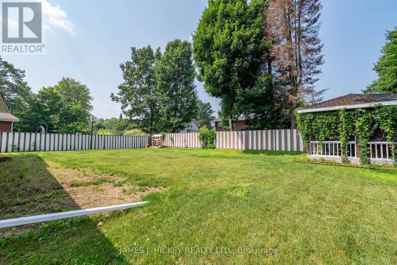 20 Claremount Road, Deep River, Ontario  K0J 1P0 - Photo 46 - X12472811