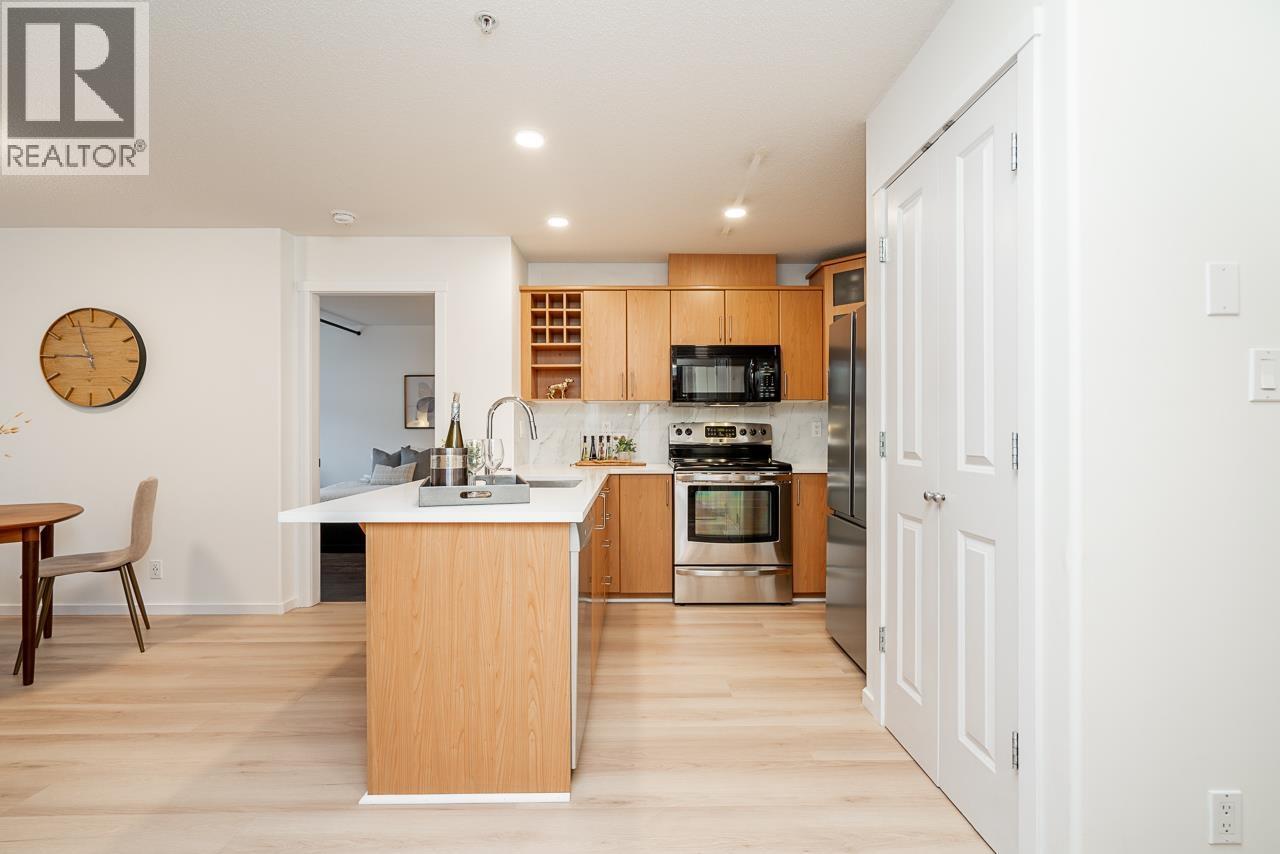 103 3142 St Johns Street, Port Moody, British Columbia  V3H 5E5 - Photo 3 - R3060858