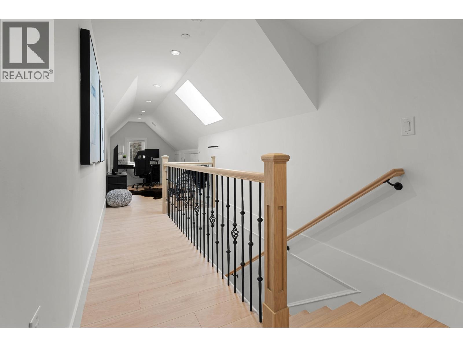 2377 W 7th Avenue, Vancouver, British Columbia  V6K 1Y4 - Photo 31 - R3060867