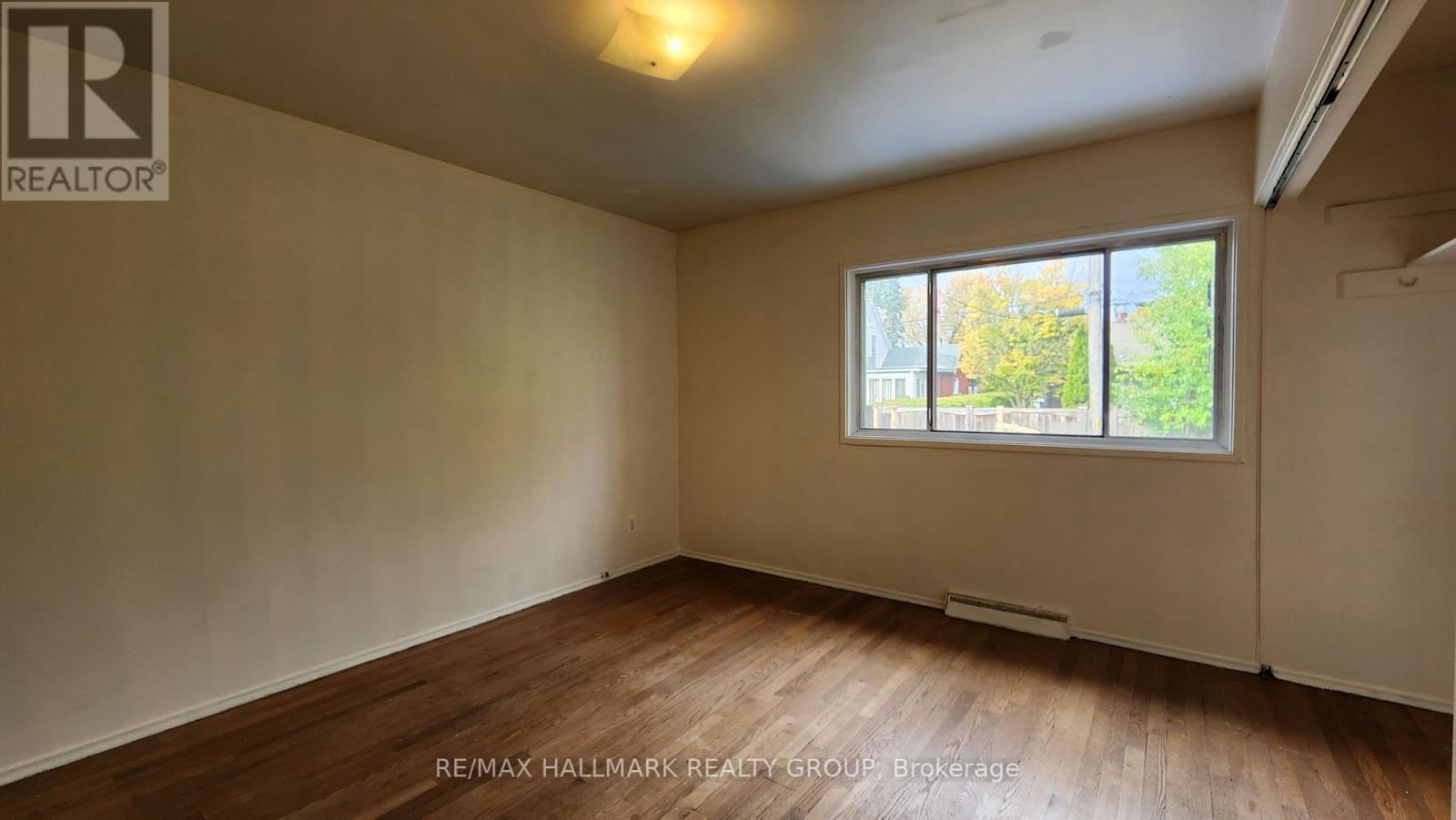 447 Roger Road, Ottawa, Ontario  K1H 5B7 - Photo 35 - X12048743