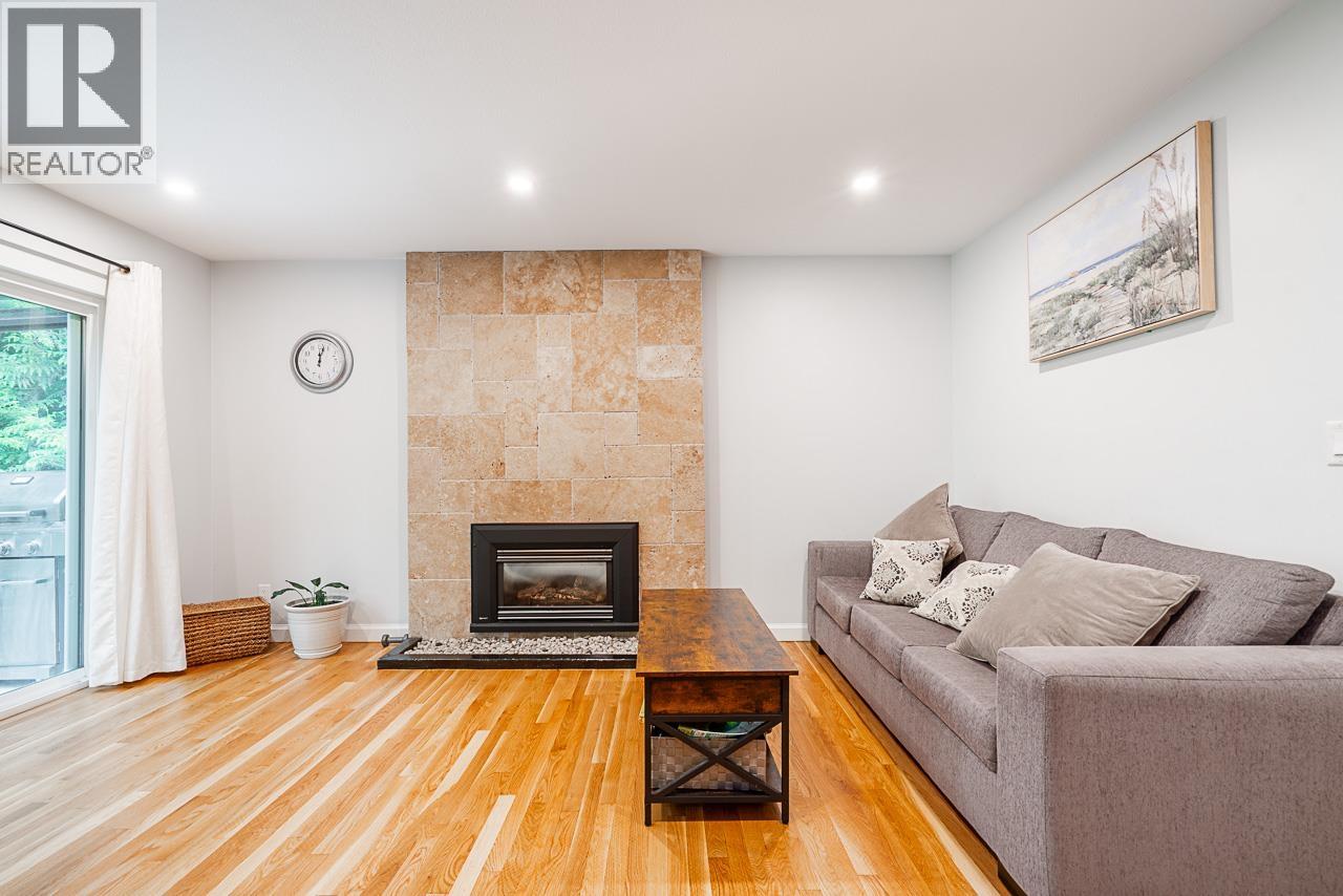 1402 Briarcliffe Drive, Coquitlam, British Columbia  V3E 1Z1 - Photo 12 - R3060847