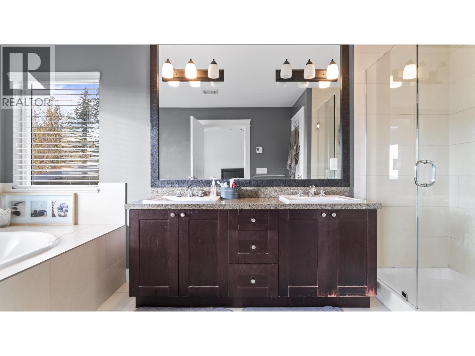 Main 1460 Avondale Street, Coquitlam, British Columbia  V3E 0B2 - Photo 12 - R3060849