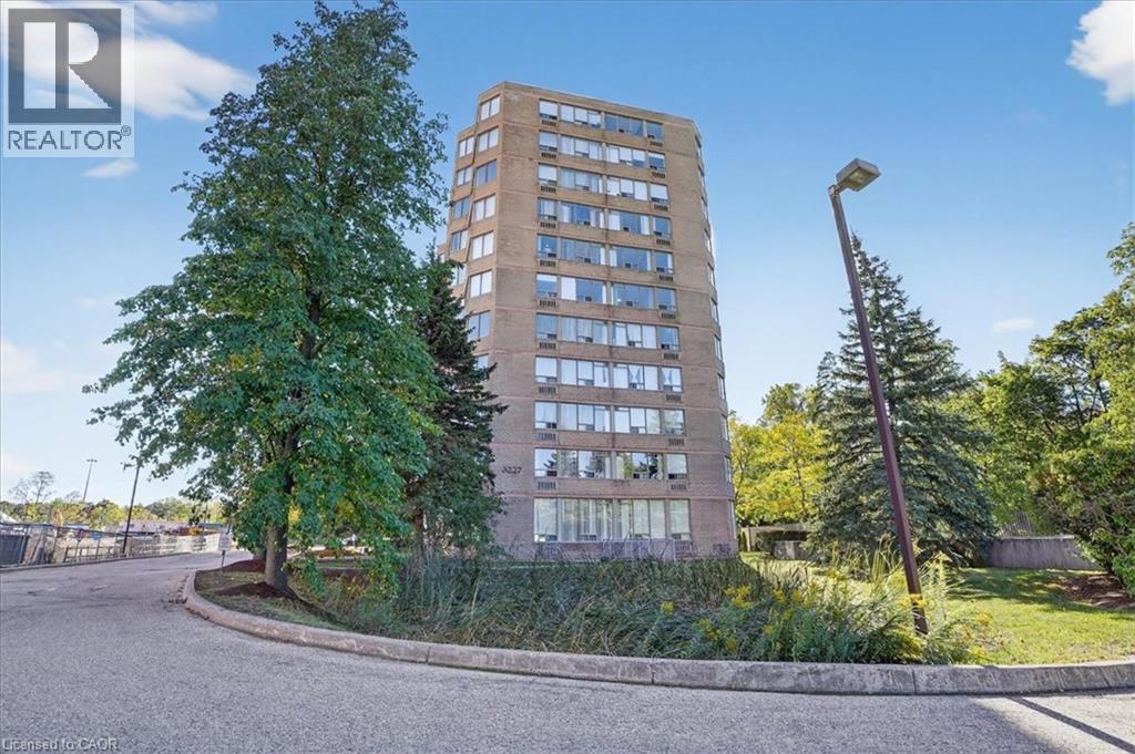 3227 King Street E Unit# 506, Kitchener, Ontario  N2A 3Z9 - Photo 2 - 40774048