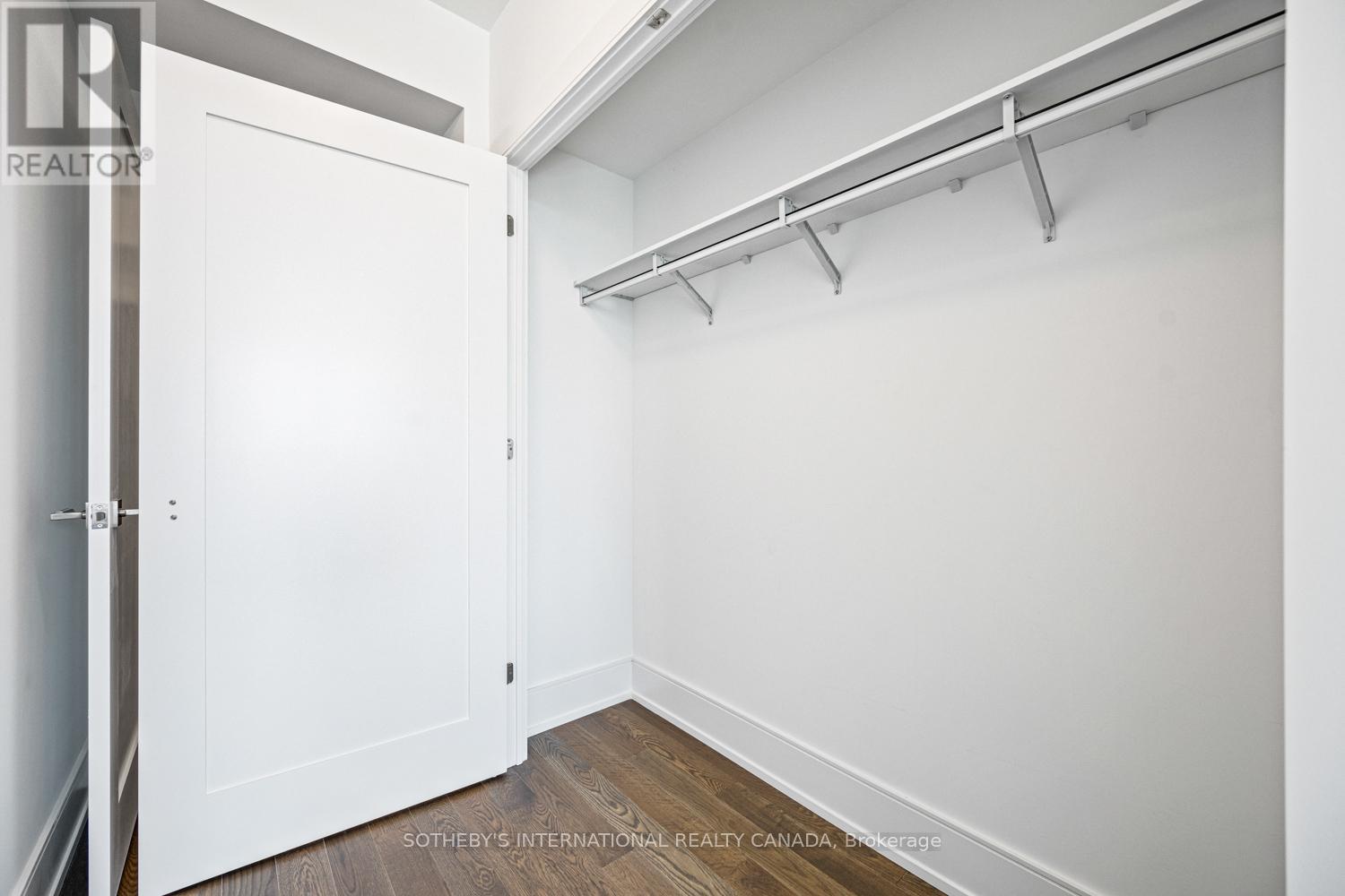 1109 - 30 Inn On The Park Drive, Toronto, Ontario  M3C 0P7 - Photo 18 - C12425873