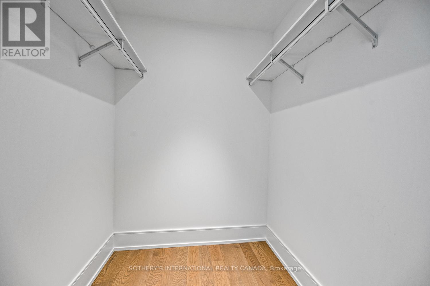 1109 - 30 Inn On The Park Drive, Toronto, Ontario  M3C 0P7 - Photo 24 - C12425873
