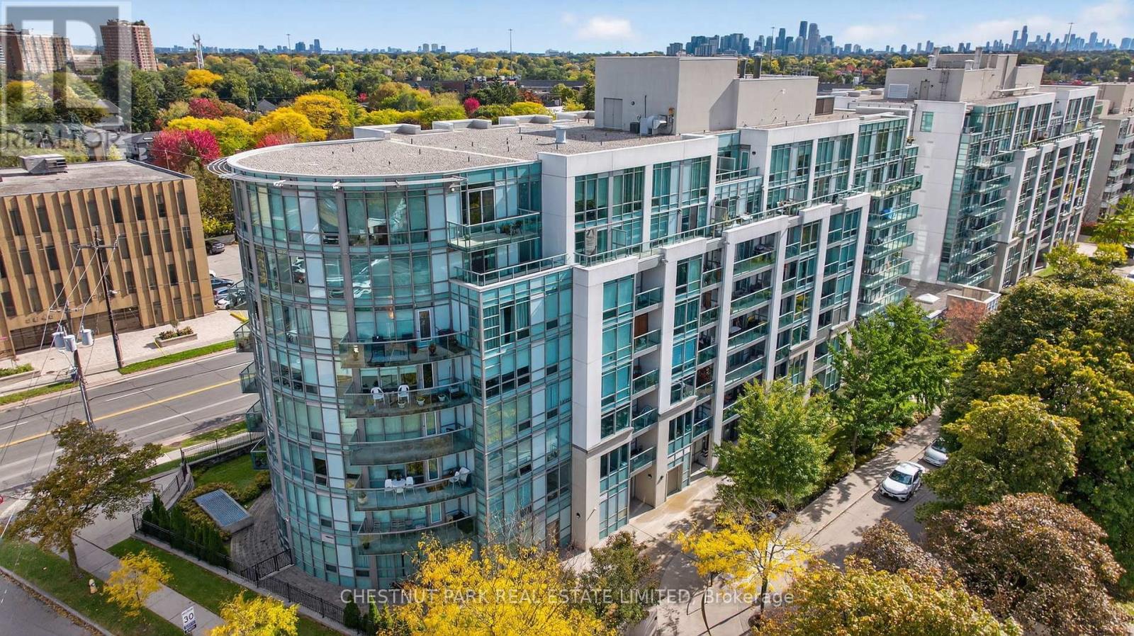 703 - 3840 Bathurst Street, Toronto (Clanton Park), Ontario  M3H 6C6 - Photo 1 - C12475306