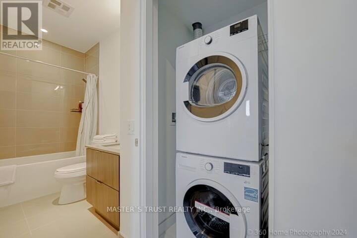 4406 - 395 Bloor Street E, Toronto (North St. James Town), Ontario  M4W 0B4 - Photo 2 - C12475307