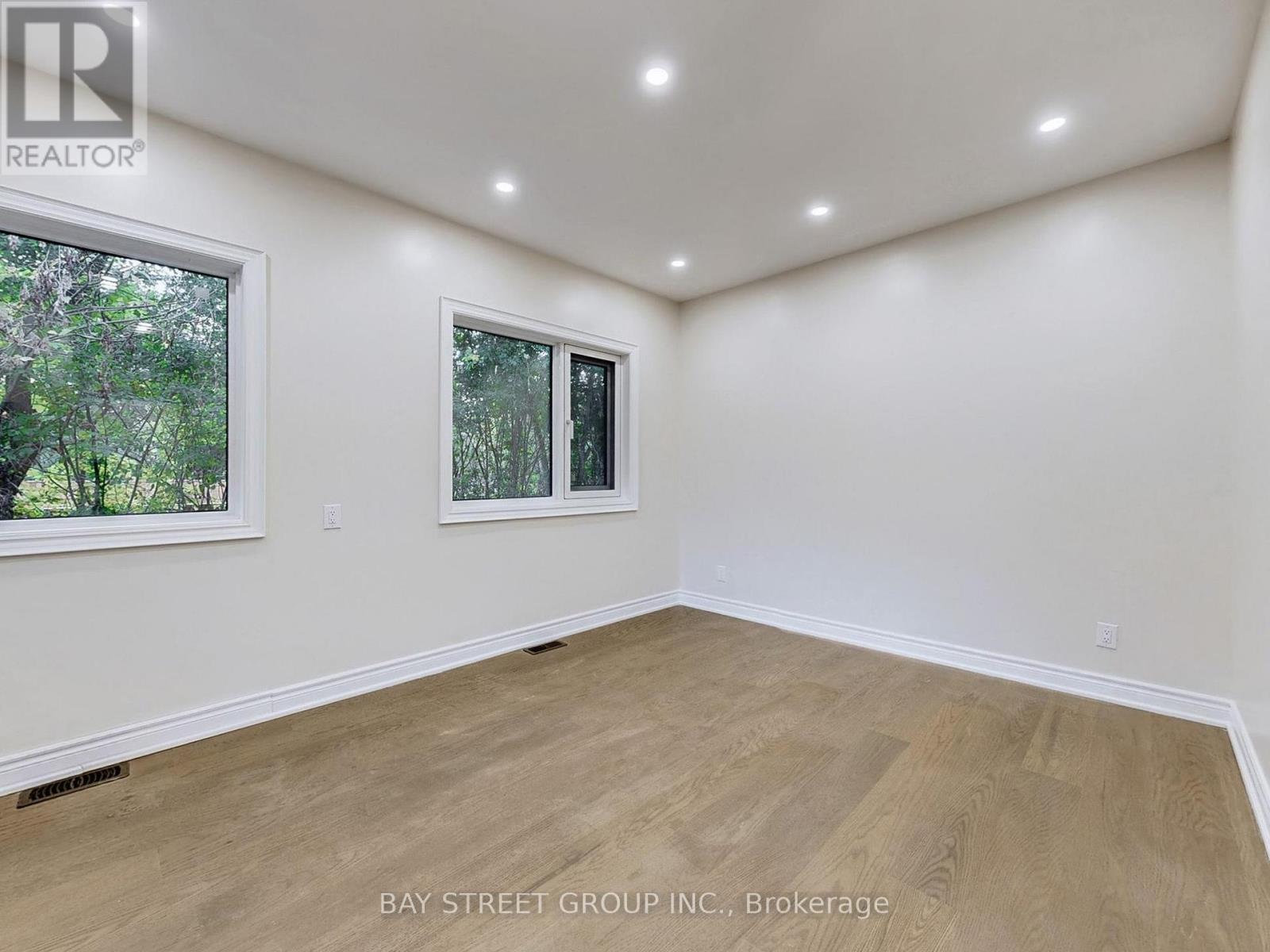 Garden House - 378 Drewry Avenue, Toronto, Ontario  M2R 2K4 - Photo 10 - C12475330