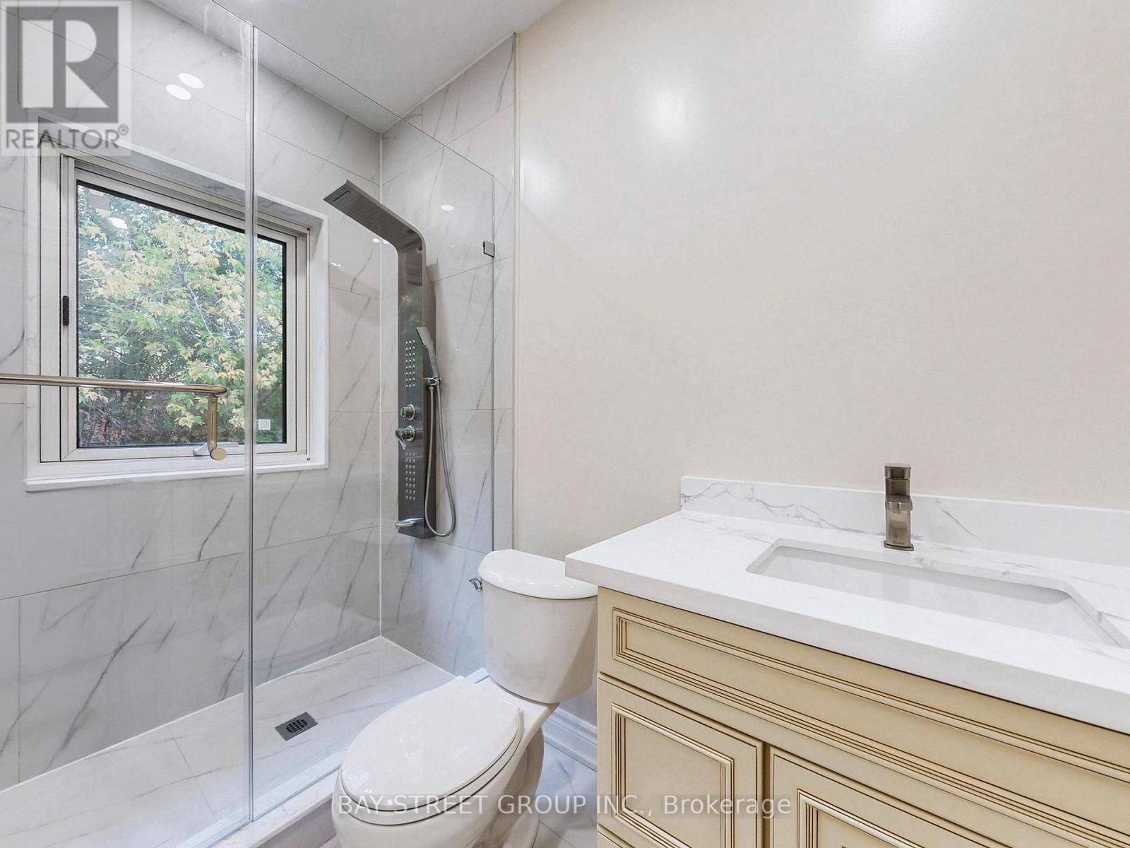 Garden House - 378 Drewry Avenue, Toronto, Ontario  M2R 2K4 - Photo 13 - C12475330