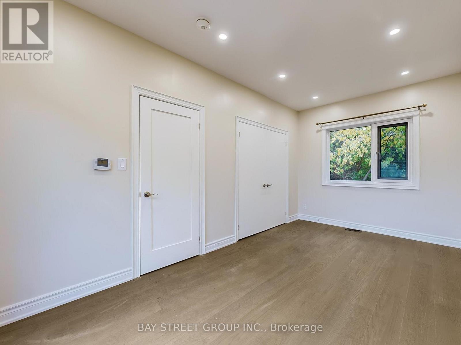 Garden House - 378 Drewry Avenue, Toronto, Ontario  M2R 2K4 - Photo 6 - C12475330