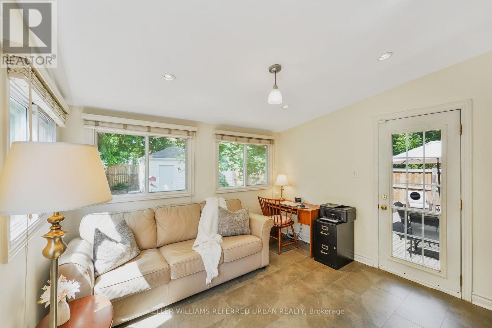 274 Poyntz Avenue, Toronto (Lansing-Westgate), Ontario  M2N 1J9 - Photo 7 - C12475337