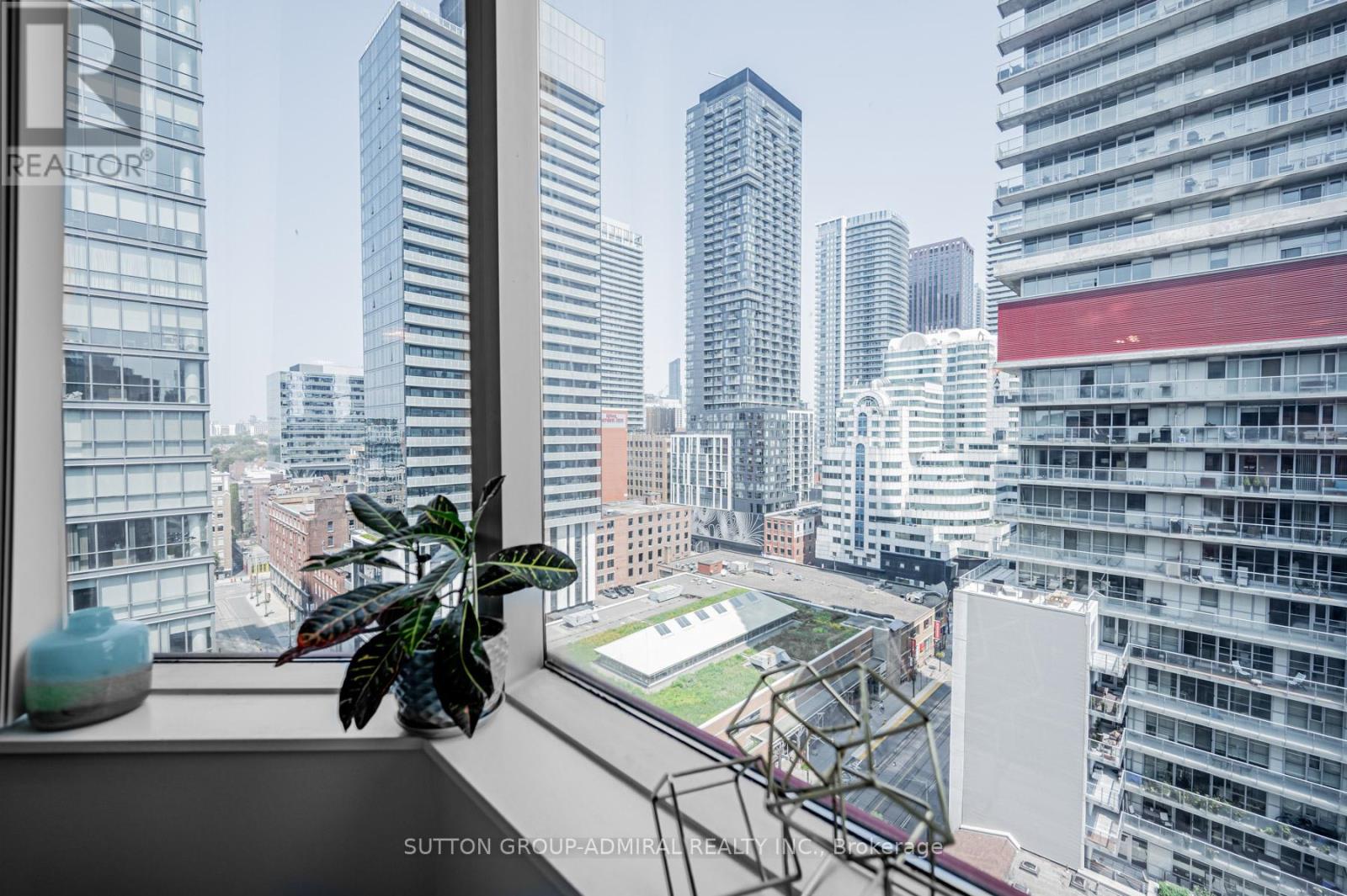 1103 - 393 King Street W, Toronto, Ontario  M5V 3G8 - Photo 23 - C12475339