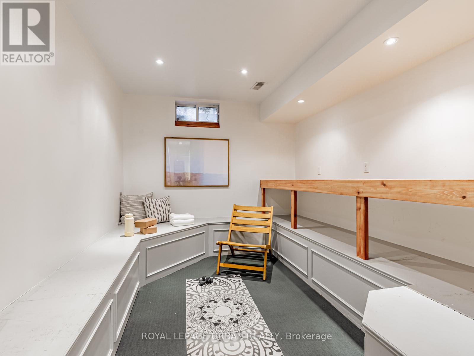 105 Sussex Avenue, Toronto, Ontario  M5S 1K4 - Photo 27 - C12475356