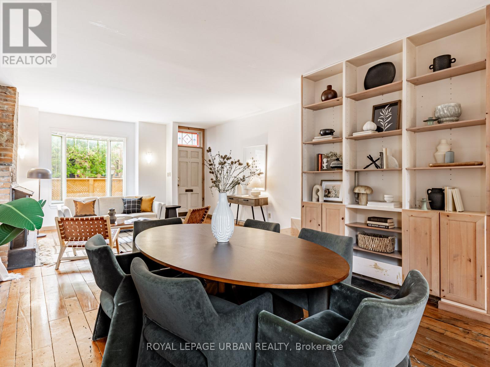 105 Sussex Avenue, Toronto, Ontario  M5S 1K4 - Photo 7 - C12475356