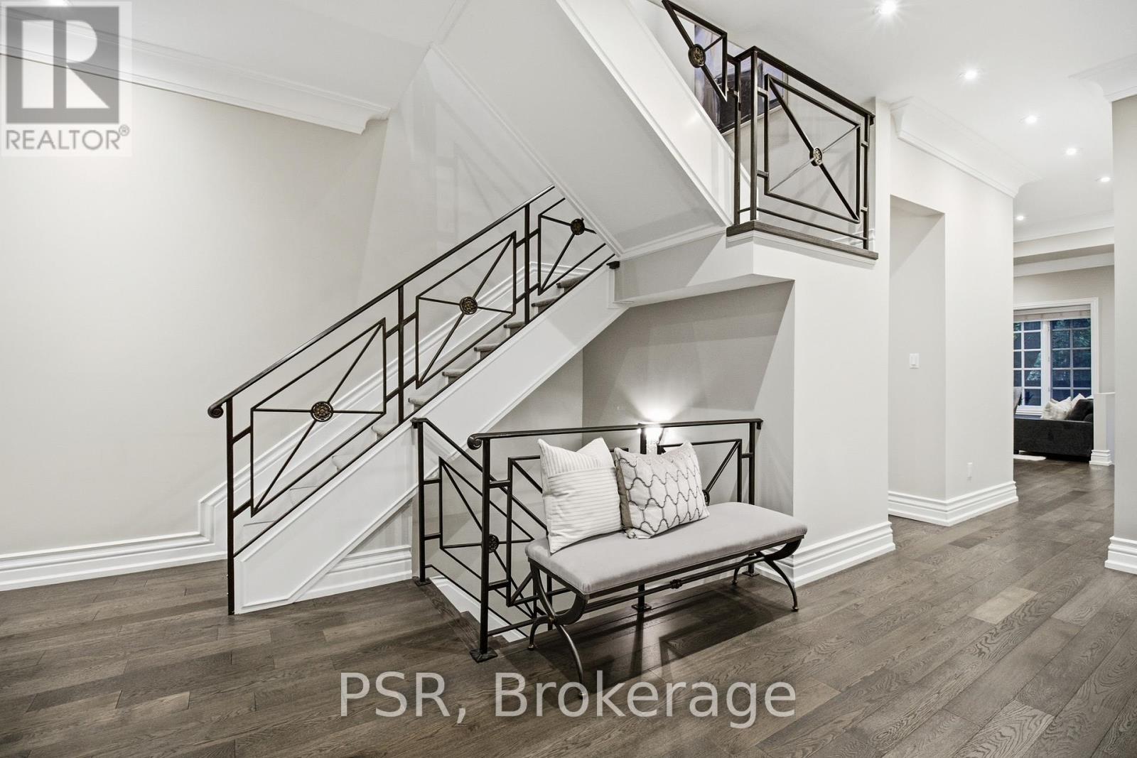 46 Bernard Avenue, Toronto (Annex), Ontario  M5R 1R2 - Photo 10 - C12475364