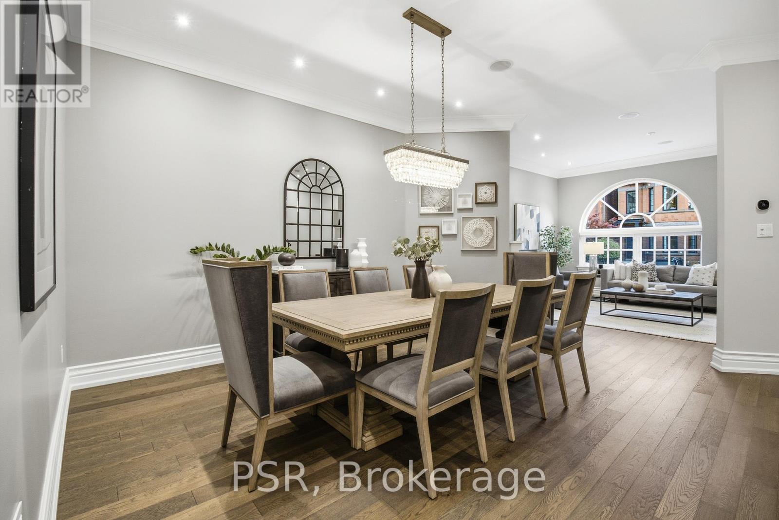 46 Bernard Avenue, Toronto (Annex), Ontario  M5R 1R2 - Photo 8 - C12475364