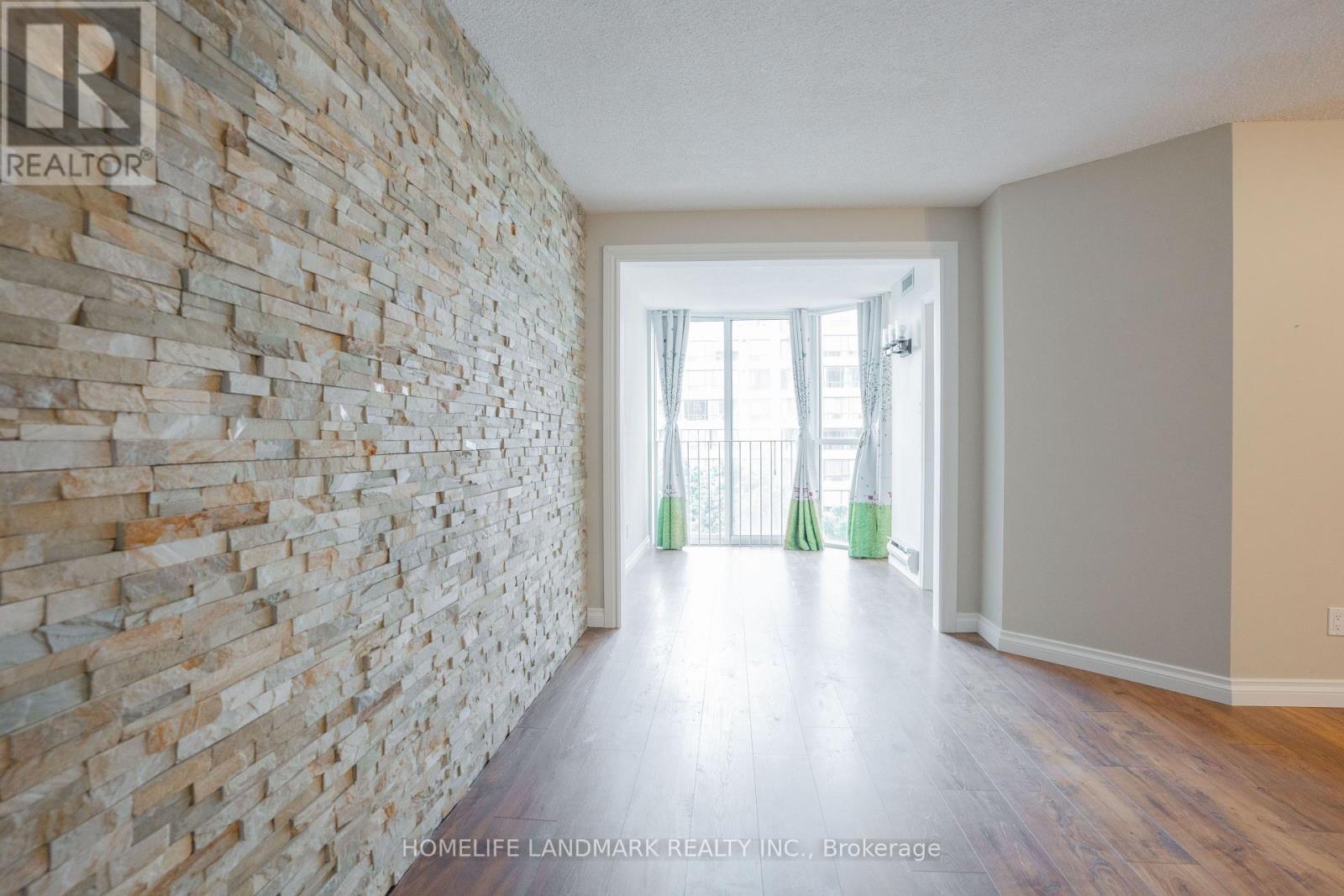 608 - 5795 Yonge Street, Toronto, Ontario  M2M 4J3 - Photo 3 - C12475450